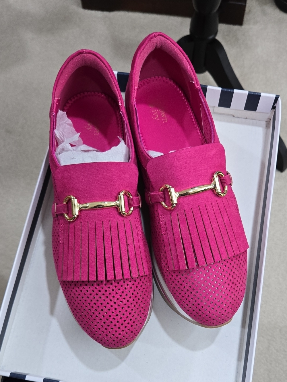crown & ivy Hot Pink Fringe Loafers with Gold Horsebit